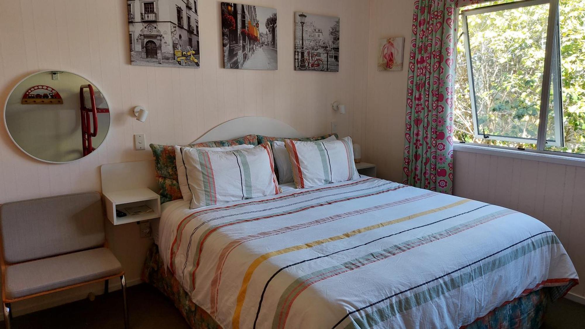 Bed And Breakfast Happy Home Taupo Accommodation Ngoại thất bức ảnh