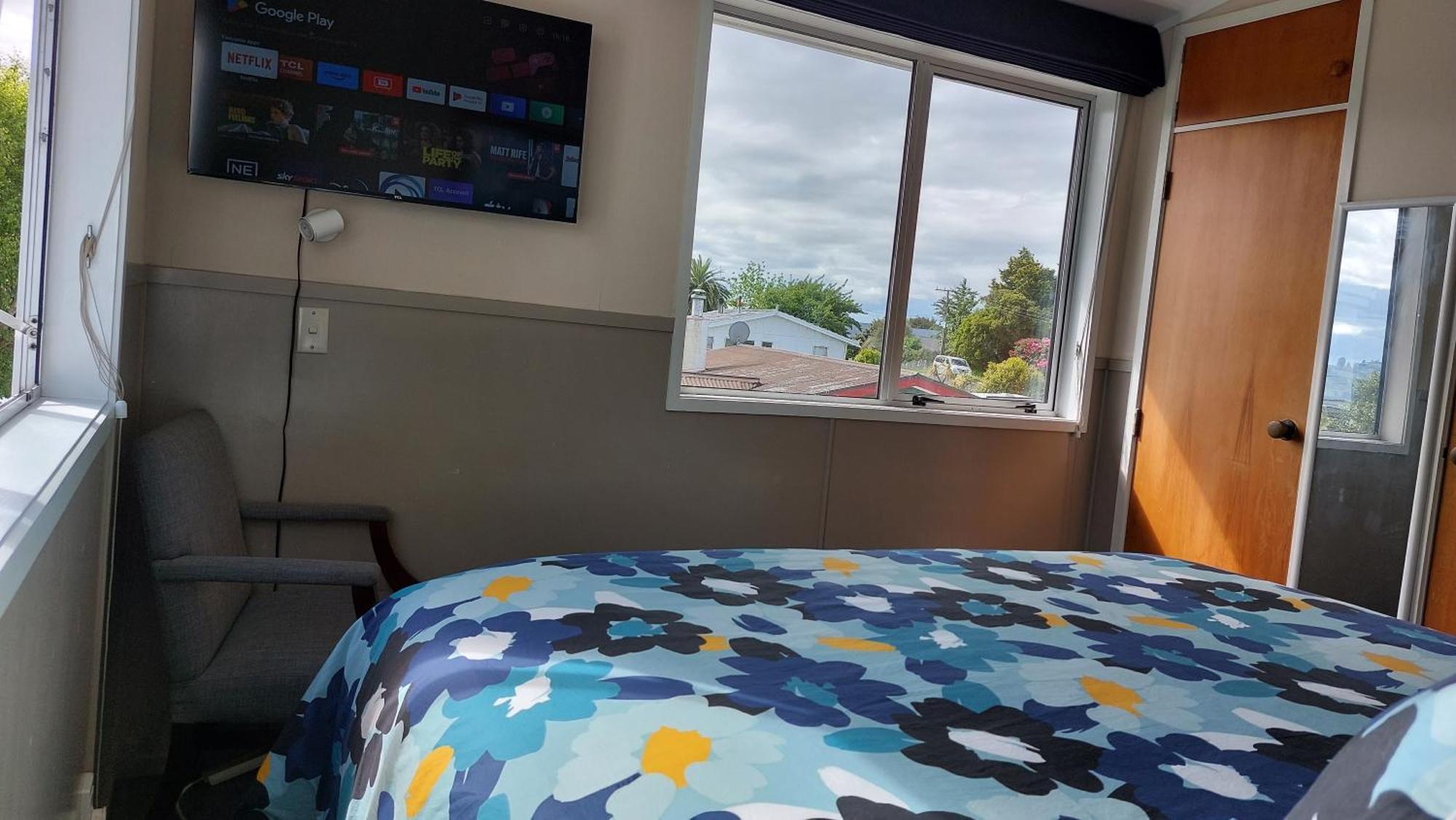 Bed And Breakfast Happy Home Taupo Accommodation Ngoại thất bức ảnh