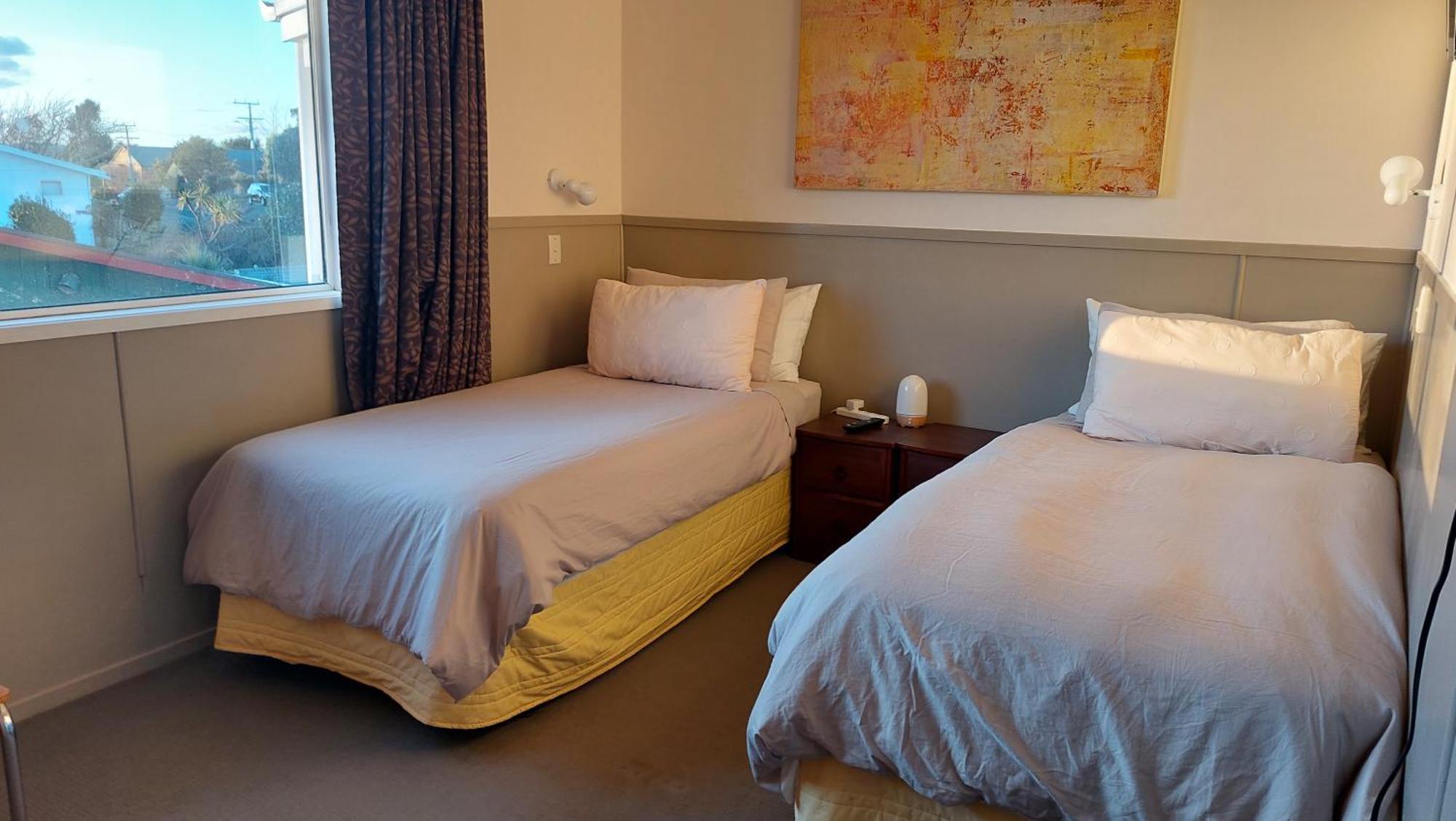 Bed And Breakfast Happy Home Taupo Accommodation Ngoại thất bức ảnh