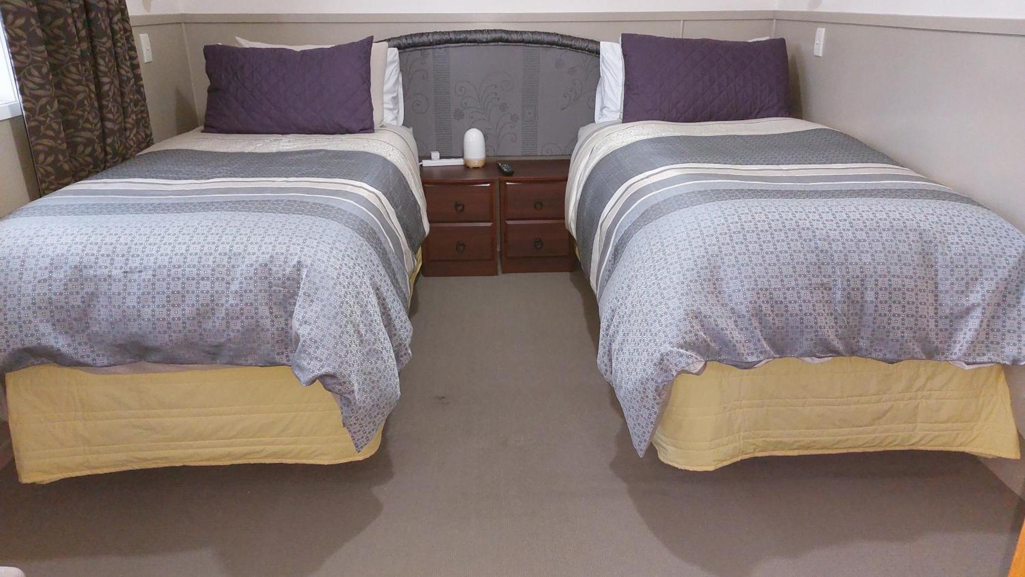 Bed And Breakfast Happy Home Taupo Accommodation Ngoại thất bức ảnh