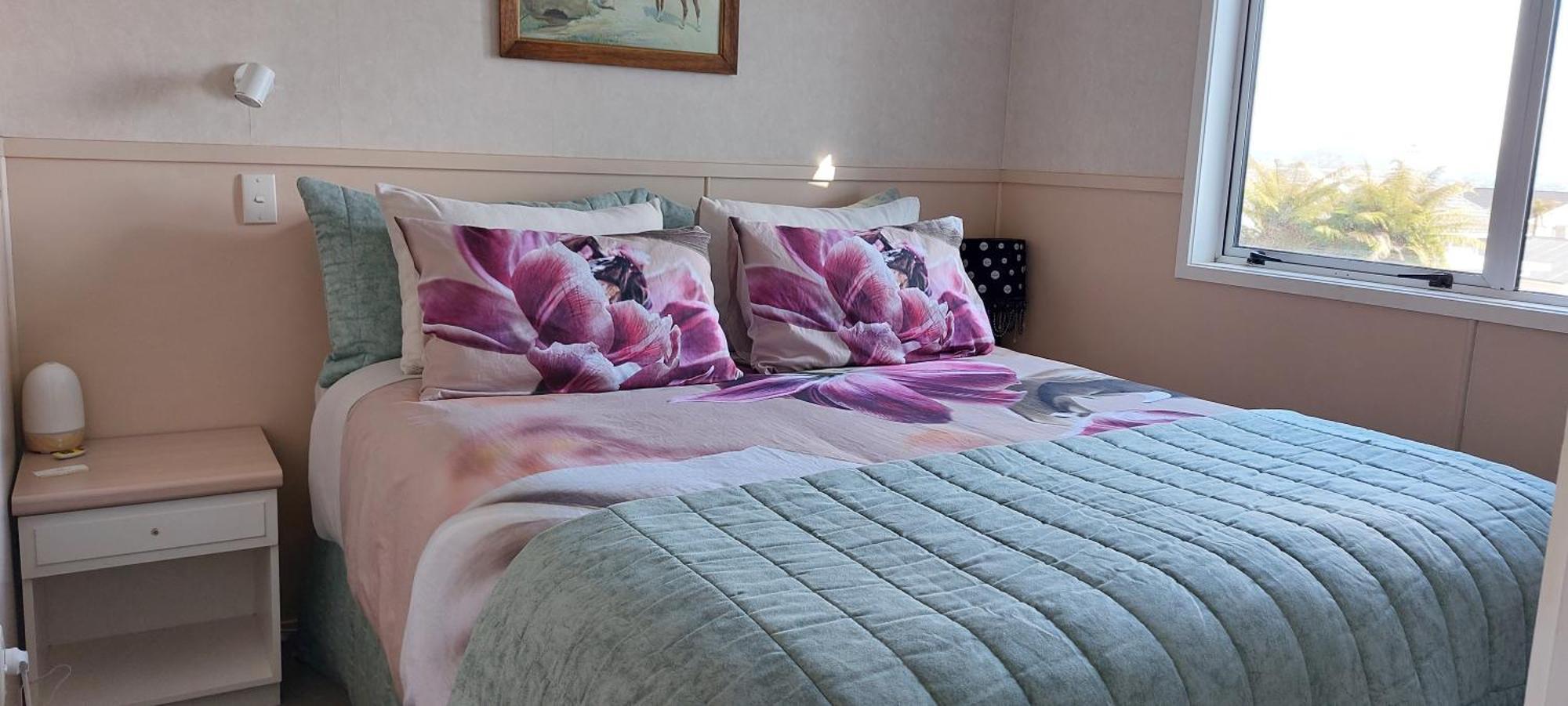 Bed And Breakfast Happy Home Taupo Accommodation Ngoại thất bức ảnh